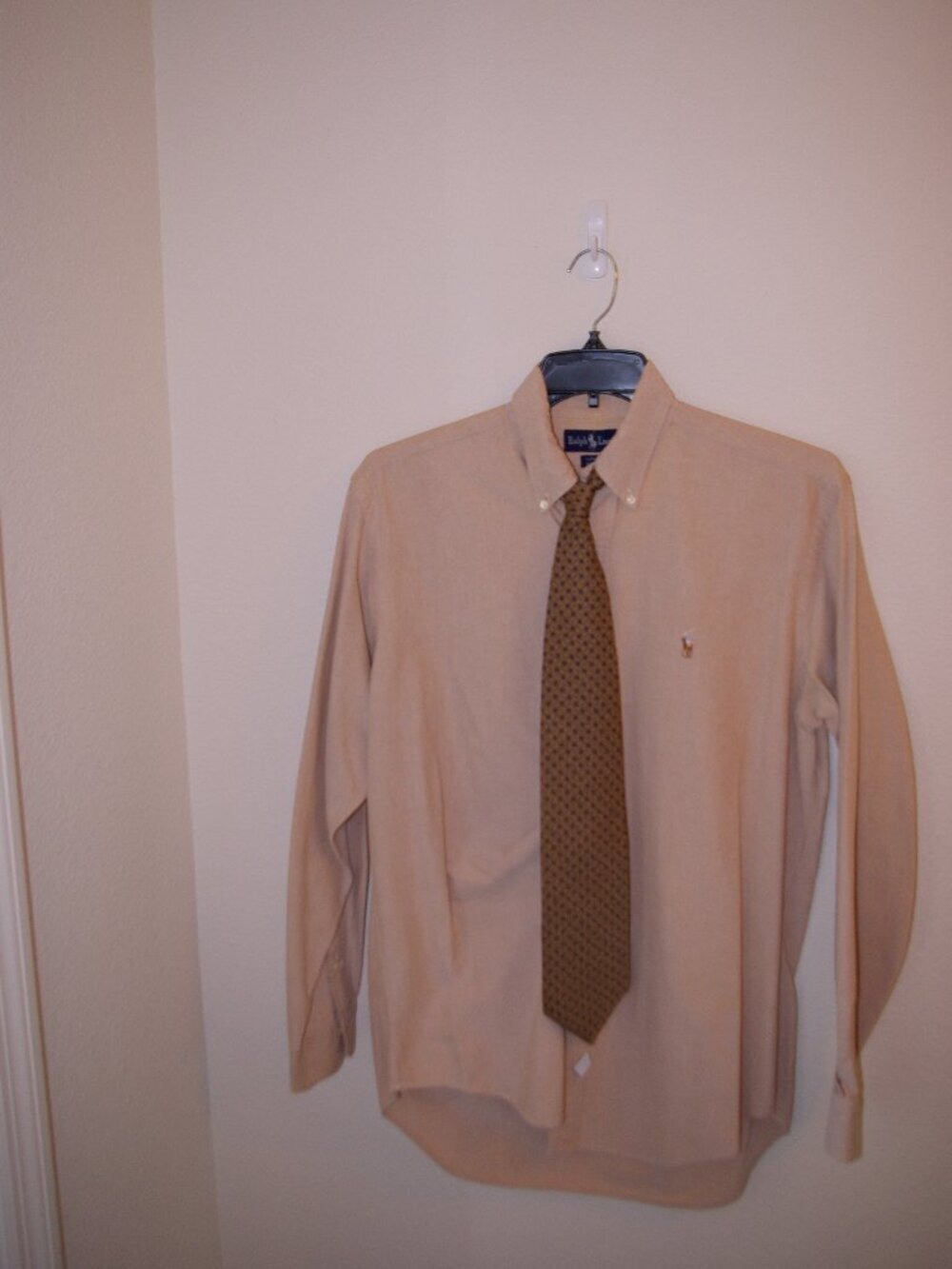 Ralph Lauren Dress Shirt Men’s Large Beige Button Down with Tie Classic Style